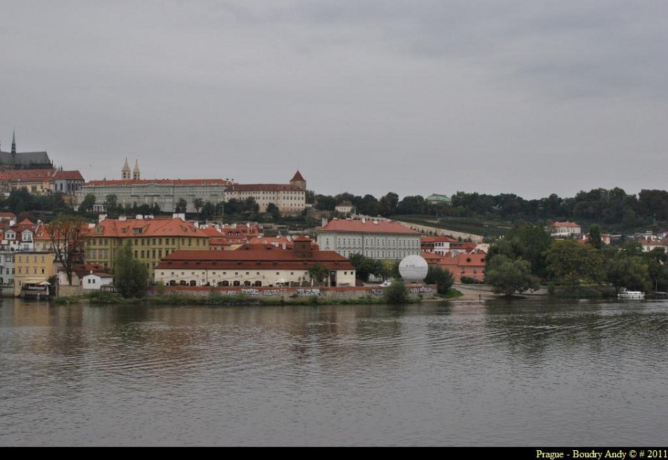 Prague - Pont St Charles 009